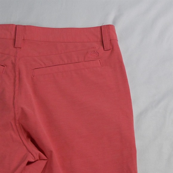 Southern Tide 32 x 9" Pink Wicking Tech Golf Athleisure Shorts - Picture 5 of 7